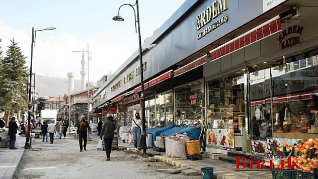 Başkan Güder, Prestij Sokaktaki Çalışmaları İnceledi