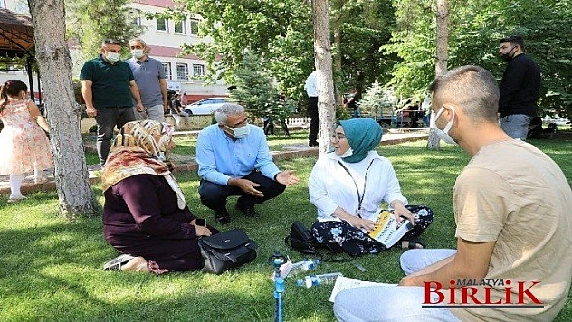 Başkan Güder, YKS Sınavına Giren Öğrencileri Yalnız Bırakmadı
