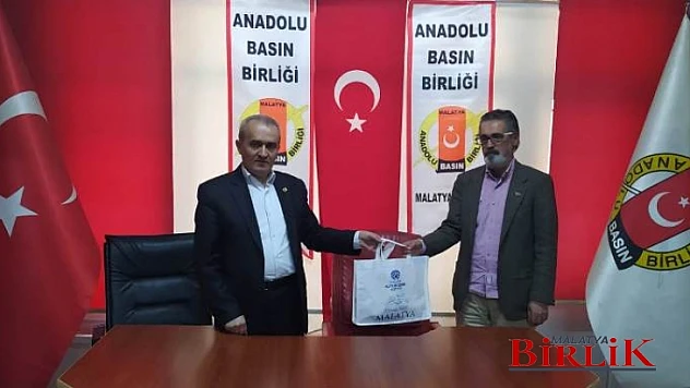 Başkan Gürkan, Basın Çalışanlarını Unutmadı