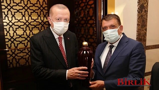 Başkan Gürkan, Cumhurbaşkanı Erdoğan'ı Malatya'ya Davet Etti