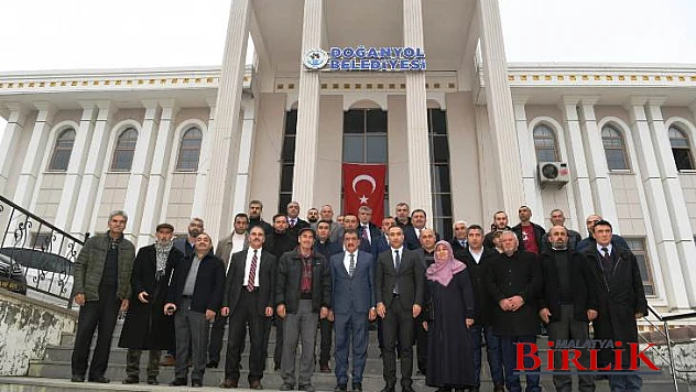 Başkan Gürkan, Doğanyol'da Muhtarlarla Bir Araya Geldi