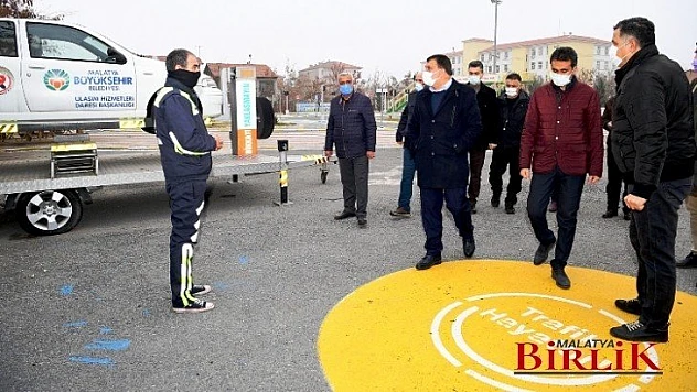 Başkan Gürkan, Mersedes Kadir Trafik Eğitim Parkını Ziyaret Etti