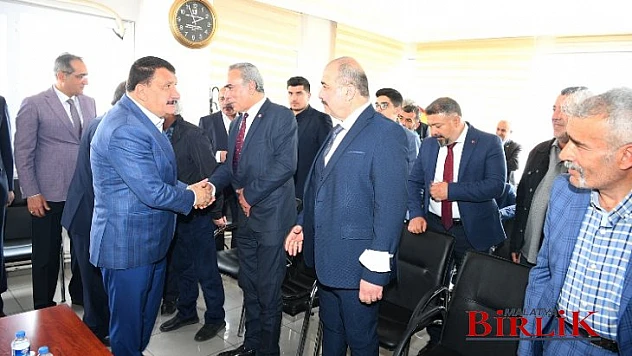 Başkan Gürkan, MHP İl Başkanlığını Ziyaret Etti