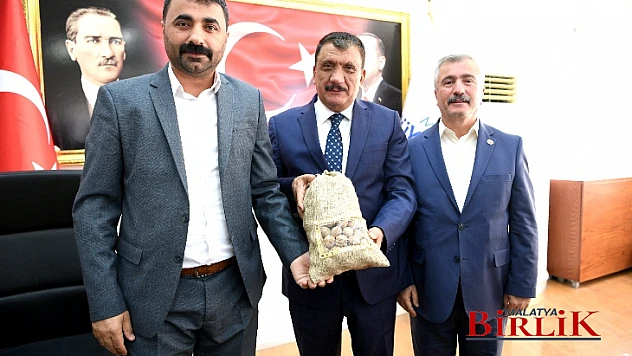 Başkan Gürkan, MHP İl Ve İlçe Başkanlarıyla Bir Araya Geldi