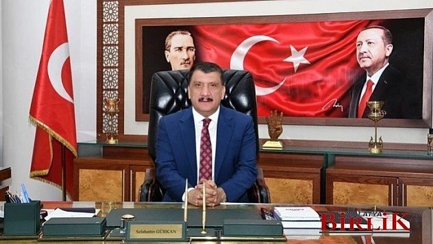 Başkan Gürkan, Özal ve Hamido'yu Rahmetle Anıyoruz