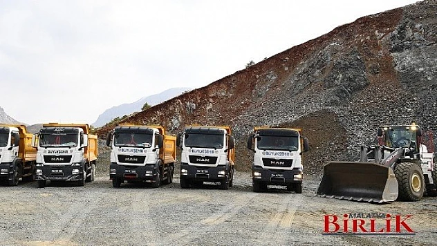 Başkan Gürkan Sahadaki Personellerle Bir Araya Geldi