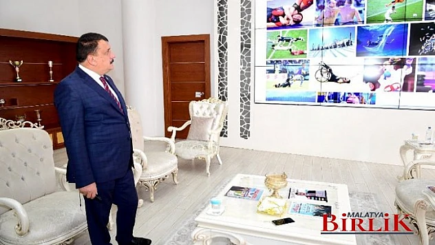 Başkan Gürkan 'Yılın Fotoğrafları' Oylamasına Katıldı