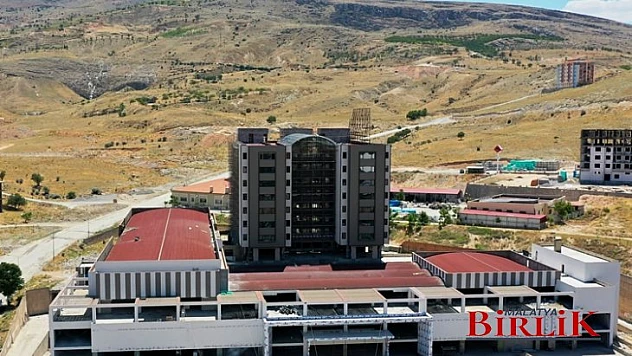 Başkan Gürkan, Yimpaş Binasında Çalışan Personellerle Bir Araya Geldi