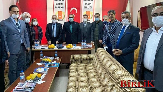 Başkan İlhan'dan Anadolu Basın Birliği'ne Ziyaret