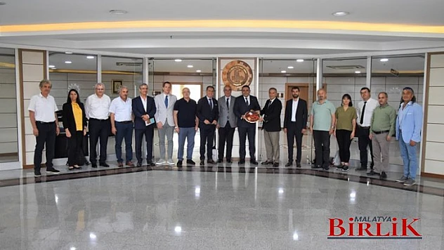 Başkan Sadıkoğlu, İhracat Ürünlerinde Malatya Kayısısı