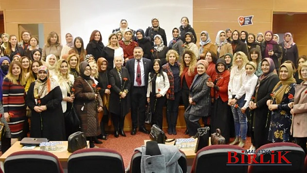 Başkan Sadıkoğlu, Kadınların İş Dünyasında Olmasına İhtiyacımız Var