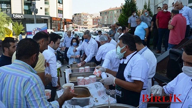 Başkan Sadıkoğlu'ndan Birlik Beraberlik Mesajları