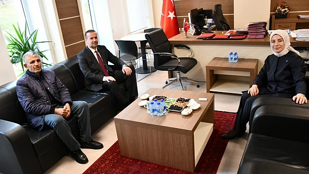 Başkan Salih Karademir, Kutsal Baytak'ı Makamında Ziyaret Etti