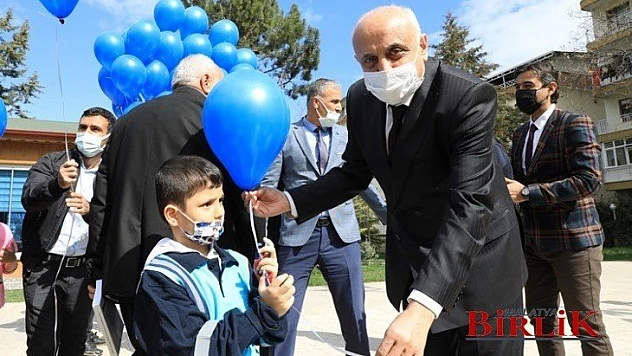 Battalgazi Belediyesi'nden Mavi Balonlarla Otizm Farkındalığı