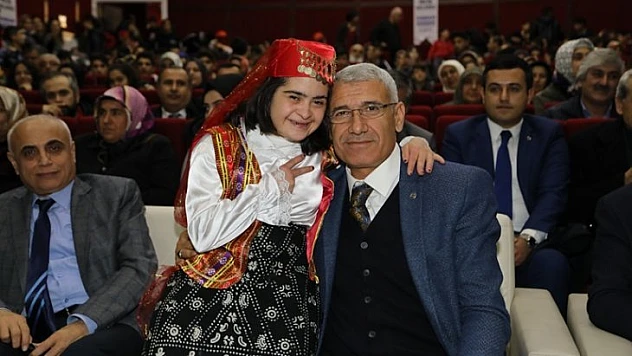 Battalgazi Belediyesi'nden 'Elimi Tutsan Engelimi Unutsam' Etkinliği