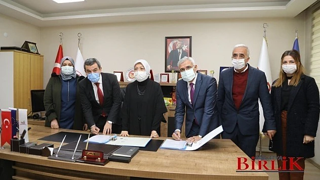 Battalgazi'de İki Önemli Projenin İmzaları Atıldı