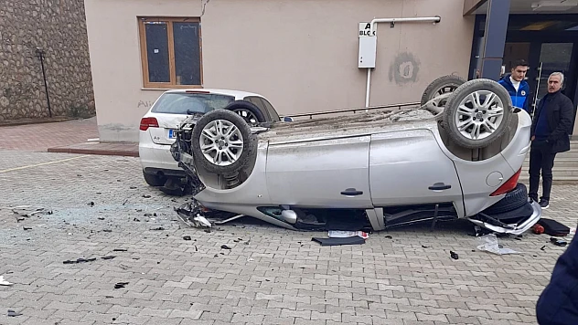 Battalgazi'de Şok Kaza: Otomobil Kot Farkından Aşağı Yuvarlandı