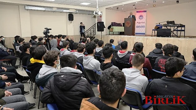 Battalgazi'deki 4 Bin 105 Öğrenciye Eğitim Seti Desteği Verildi