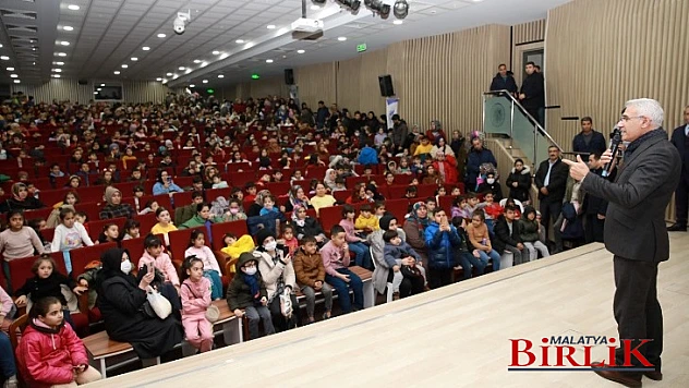 Battalgazi'deki Öğrenciler Sinema Keyfini Doyasıya Yaşıyor