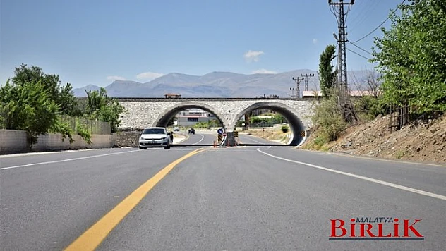 Battalgazi'deki Tüp Geçit Göz Kamaştırıyor