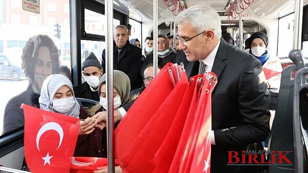 Battalgazi'nin Torunları Trambüste Sarıkamış Şehitlerini Andı