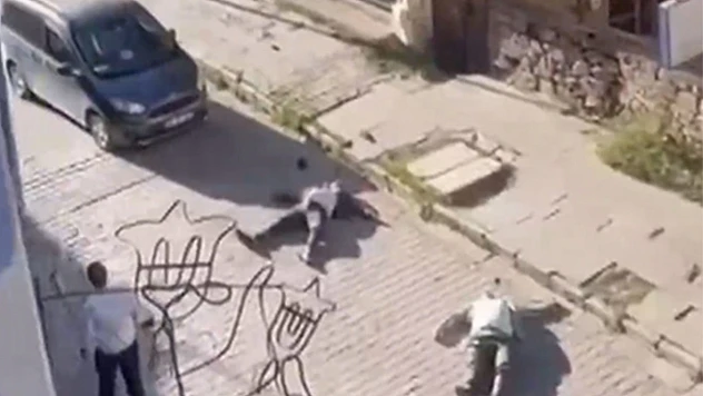 Bulanık'ta silahlı kavga: 2 ölü, yaralılar hastanede