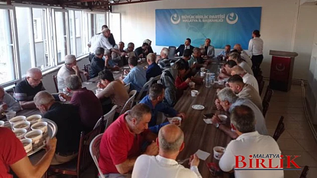 Büyük Birlik Partisi'nden Aşure İkramı