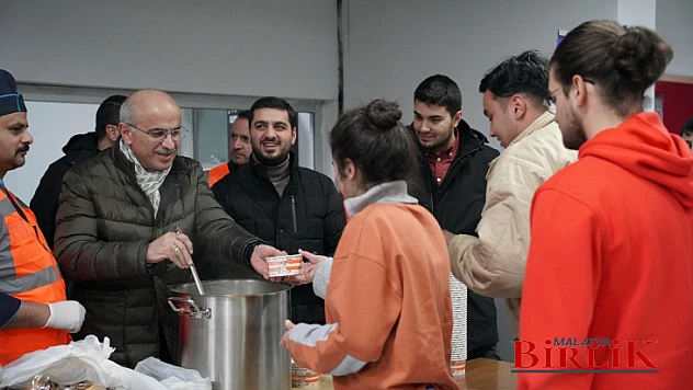 Büyükşehir Adayı Sami Er, Üniversite öğrencileri ile bir araya geldi