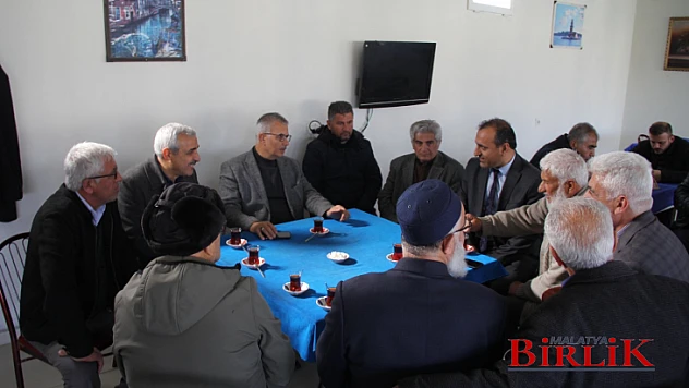 Büyükşehir Belediyesi Bağımsız Adayı Prof. Dr. Gezer, Yazıhan'ı Ziyaret Etti