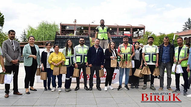 Büyükşehir Belediyesi'nden Vatandaşlara Ücretsiz Fide Desteği