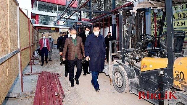 Büyükşehir Belediyesi Tarafından Çilesiz Otobüs Durağı Yenileniyor