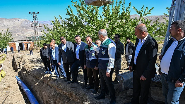 Büyükşehir Belediyesi Tarafından Tarımsal Sulama Amaçlı 250 Bin Metre Boru Dağıtılıyor