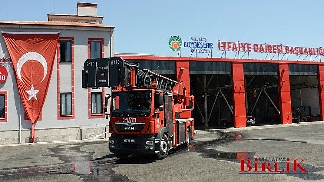 Büyükşehir İtfaiyesi 24 Saat Esasına Göre Çalışıyor