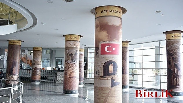 Büyükşehir Sütunlarını 13 İlçe Süsleyecek