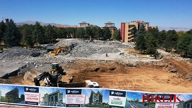 Çınar, Bölgemize Değer Katacak Vizyonel Bir Belediye Binası Olacak