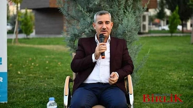 Çınar, Fethi Gemuhluoğlu Bilgi Evinde Gençlerle Biraraya Geldi