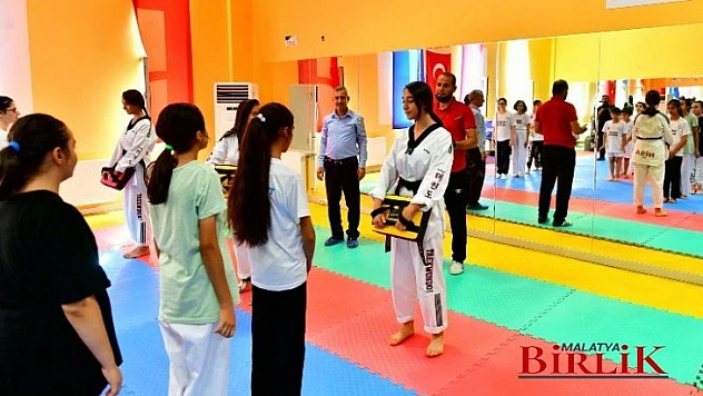 Çınar, Hedefimiz, Lisanslı Sporcu Sayısını 10 Bine Çıkarmaktır