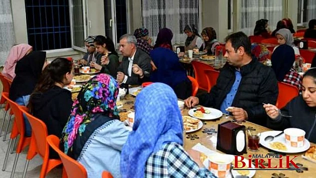 Çınar, Sahurun Bereketini Öğrencilerimizle Birlikte Paylaştık