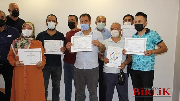 Çırak, Kalfa Ve Ustalar Meslek Lisesi Diplomalarını Aldı