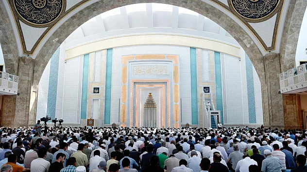 Cuma Hutbesinde Peygamberimizin Kardeşlik Öğretisi Hatırlatıldı