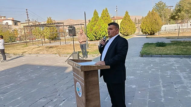 Darende'de Muhtarlar Günü: Yerel Demokrasinin Temel Taşı Vurgusu