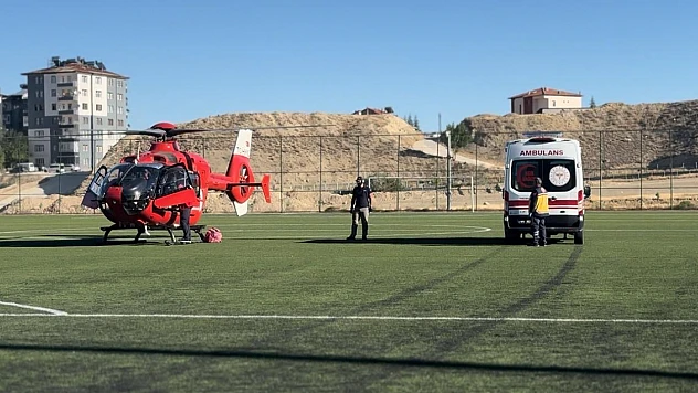 Darende Stadyumuna Acil İniş: 3 Hasta Malatya'ya Ulaştırıldı