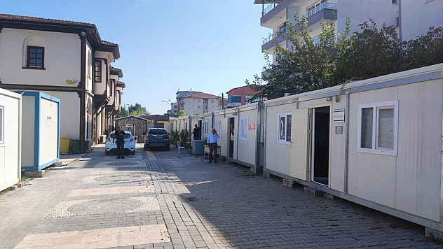 Depremde şiddetli sarsılan Malatyalılar: Alışmaya çalışıyoruz ama alışılacak gibi değil