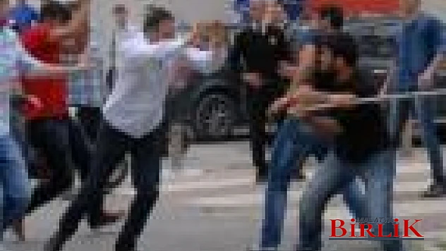 Depremzedeler İle Nakliyeciler Arasında Kavga Çıktı