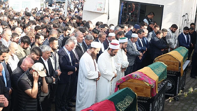 Dilovası'nda Facia: Kozmetik Fabrikası Yangınında 6 Can Kaybı, Törenler Düzenlendi