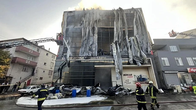 Dilovası'nda Kozmetik Fabrikasında Facia: 6 Can Gitti, 4 Kişi Yaralı