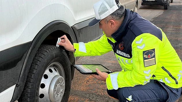 Doğanşehir'de Kış Lastiği Denetimi Yapıldı