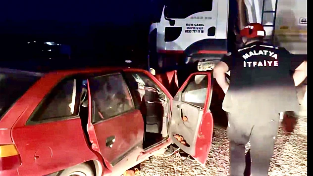 Doğanşehir Yolunda Feci Kaza: 1 Ölü, 1 Yaralı