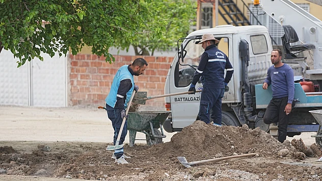 Dolamantepe Mahallesi'nde Park Ve Yol Düzenlemesi