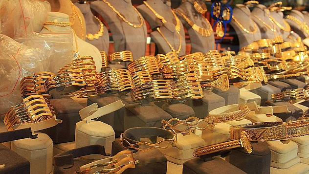 Dolar Güçleniyor, Altın Zayıflıyor: Küresel Piyasalarda Yeni Dalga